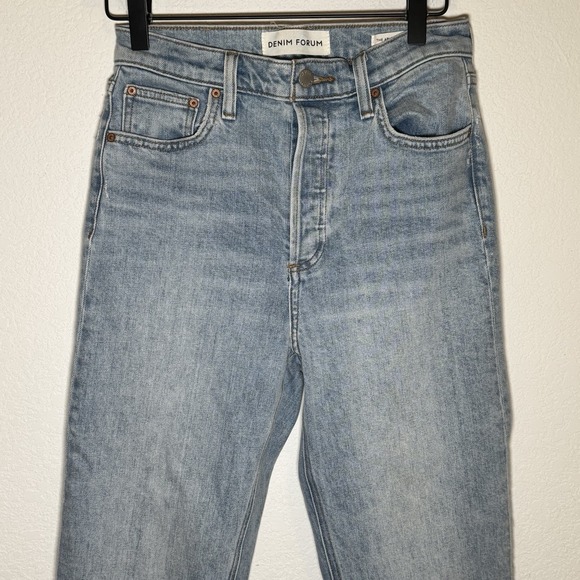 Aritzia Denim - Denim Forum Arlo Jeans | High Rise Straight Light Wash Button Fly | Womens 26
